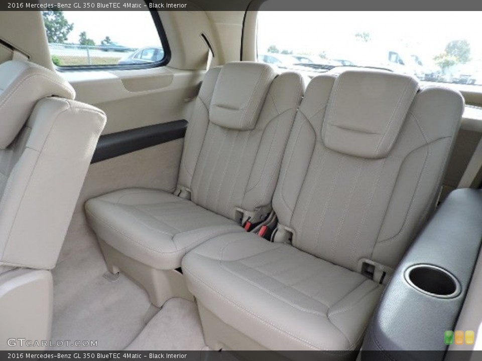 Black Interior Rear Seat for the 2016 Mercedes-Benz GL 350 BlueTEC 4Matic #107490488