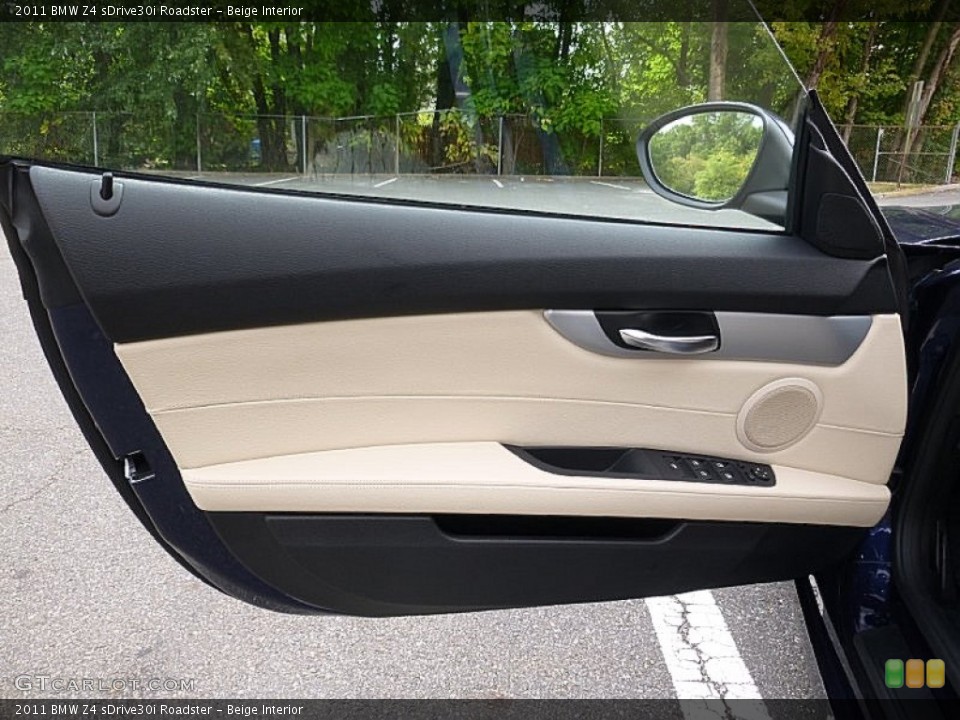 Beige Interior Door Panel for the 2011 BMW Z4 sDrive30i Roadster #107529527