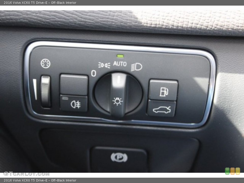 Off-Black Interior Controls for the 2016 Volvo XC60 T5 Drive-E #107558478