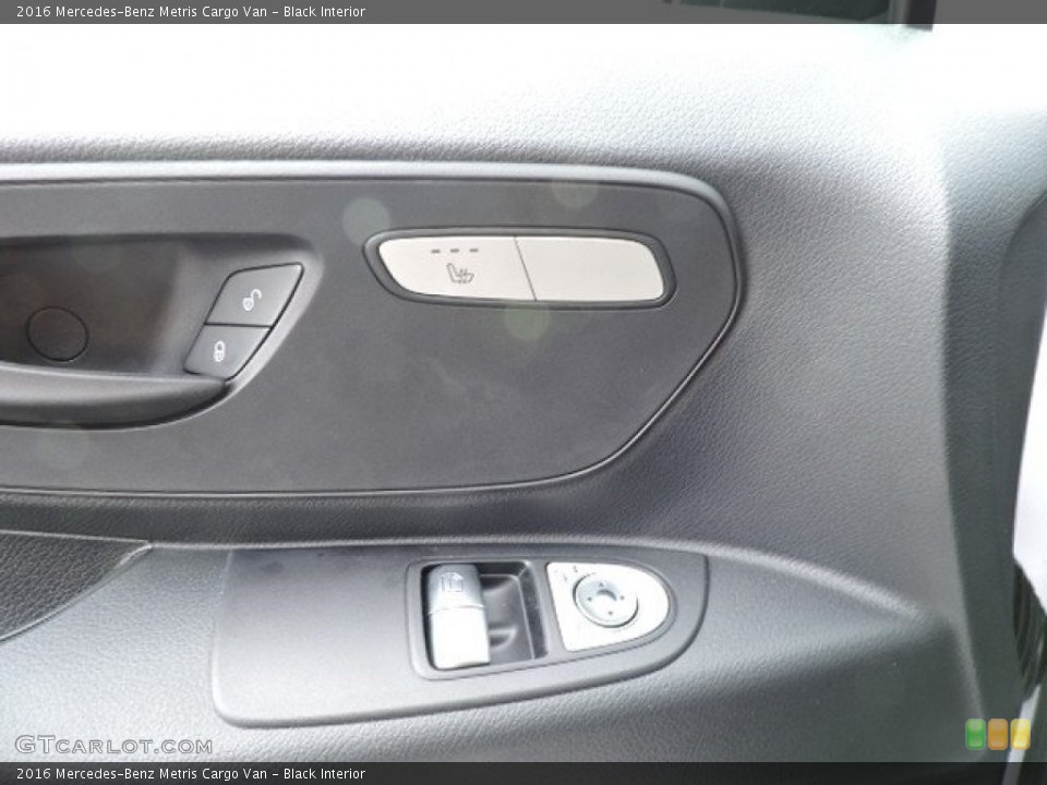Black Interior Controls for the 2016 Mercedes-Benz Metris Cargo Van #107577940
