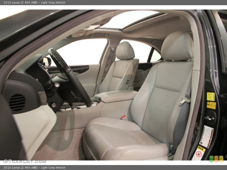 Light Gray Interior Photo for the 2010 Lexus LS 460 AWD #107579182