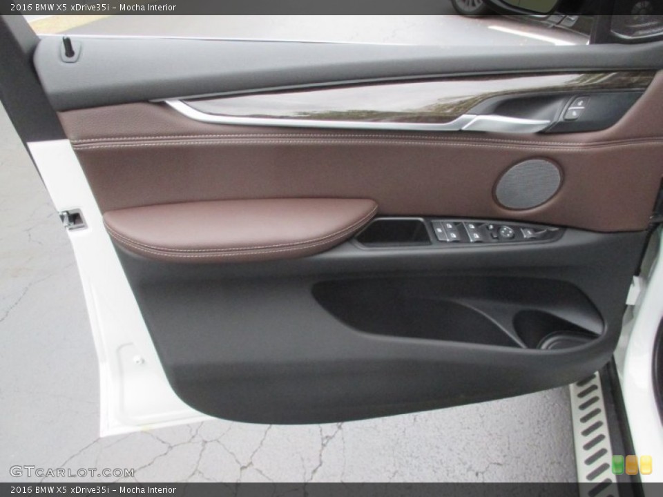 Mocha Interior Door Panel for the 2016 BMW X5 xDrive35i #107612998