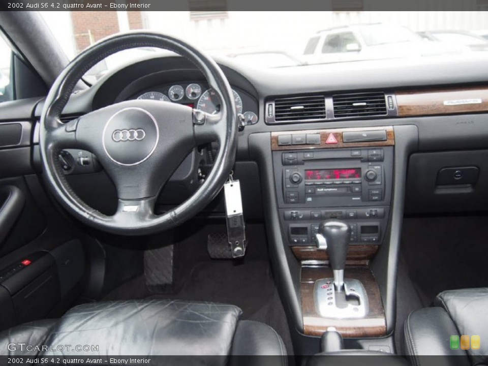 Ebony Interior Dashboard for the 2002 Audi S6 4.2 quattro Avant #107792093