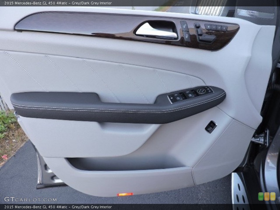 Grey/Dark Grey Interior Door Panel for the 2015 Mercedes-Benz GL 450 4Matic #107793840