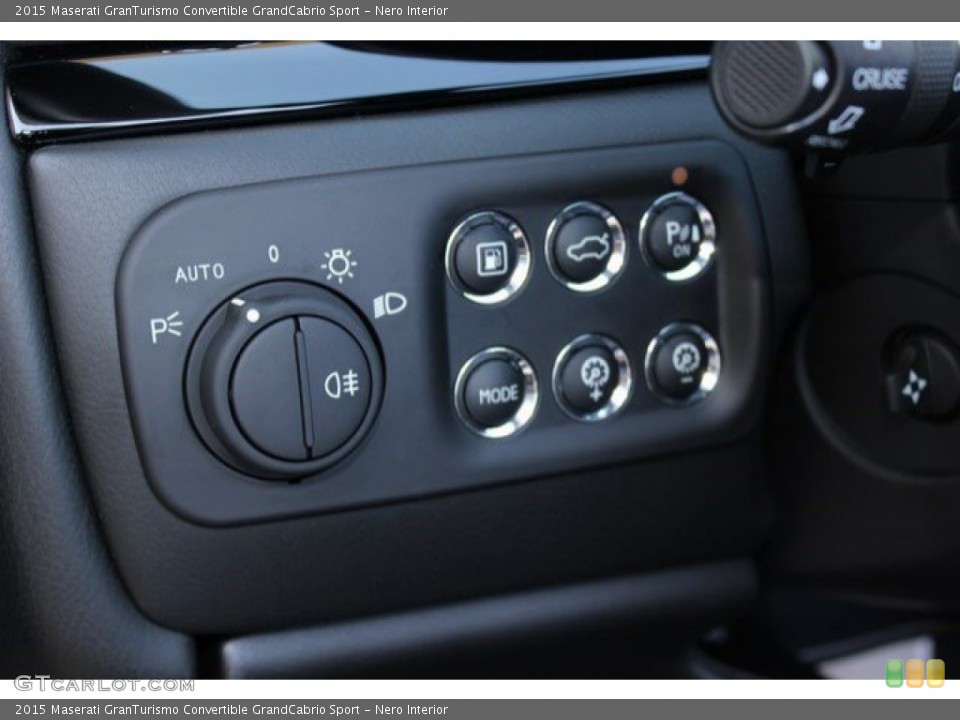 Nero Interior Controls for the 2015 Maserati GranTurismo Convertible GrandCabrio Sport #107818559