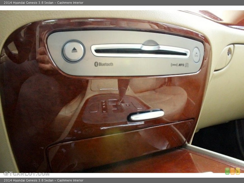 Cashmere Interior Controls for the 2014 Hyundai Genesis 3.8 Sedan #107833151