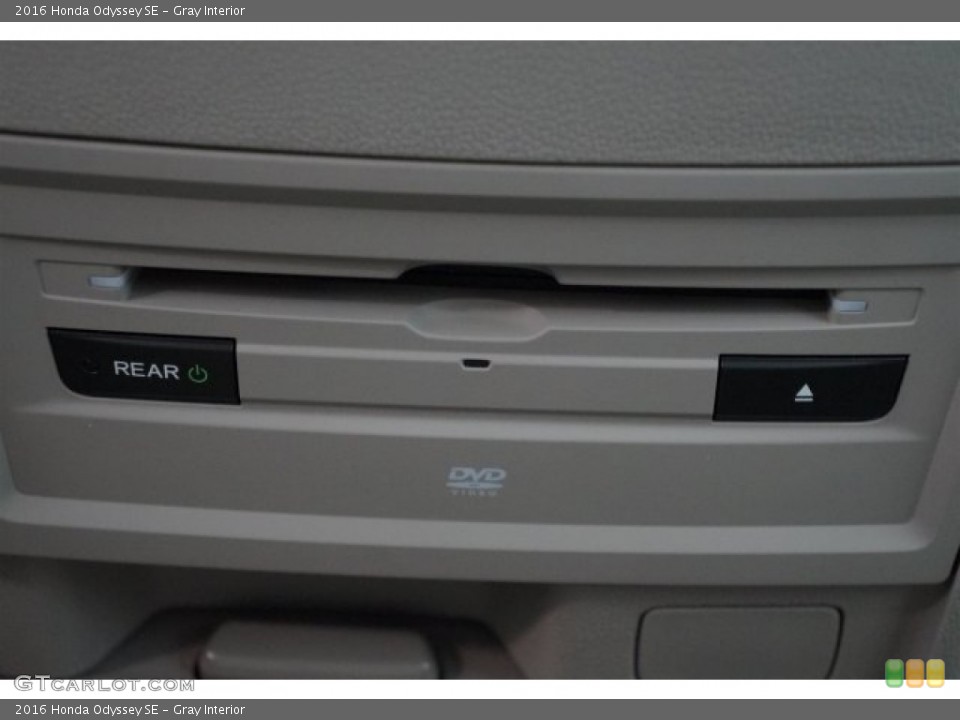 Gray Interior Controls for the 2016 Honda Odyssey SE #107841839