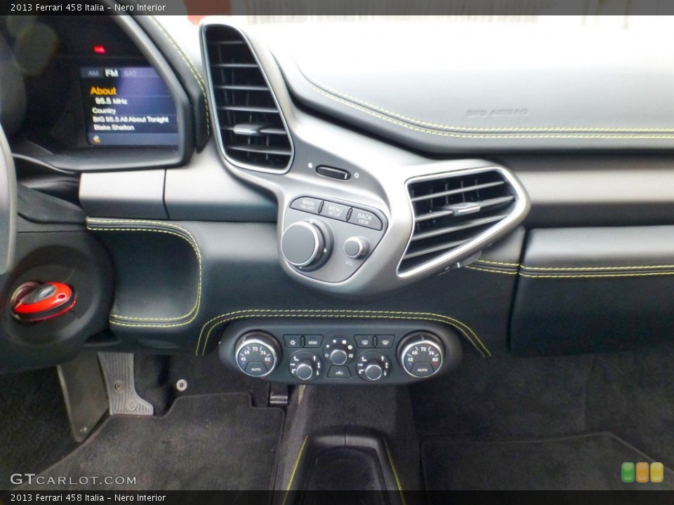 Nero Interior Controls for the 2013 Ferrari 458 Italia #107859402