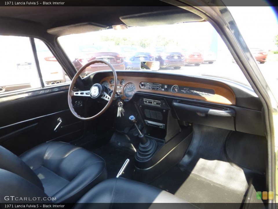 Black Interior Dashboard for the 1971 Lancia Fulvia S #107859543