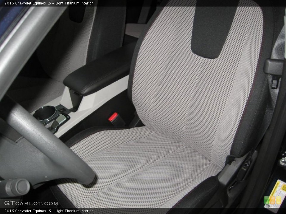 Light Titanium 2016 Chevrolet Equinox Interiors