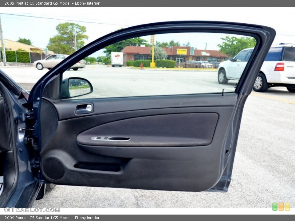 Ebony Interior Door Panel for the 2009 Pontiac G5  #107898501