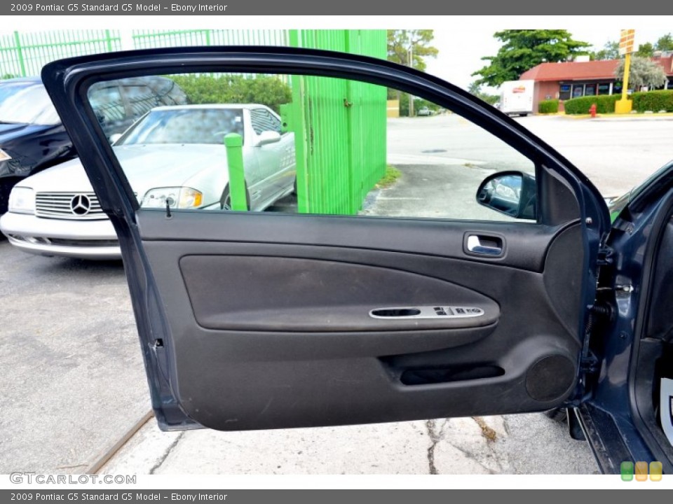 Ebony Interior Door Panel for the 2009 Pontiac G5  #107898816