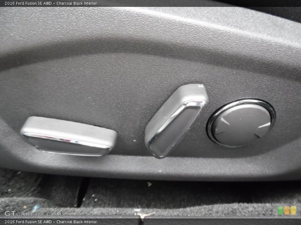 Charcoal Black Interior Controls for the 2016 Ford Fusion SE AWD #107912637