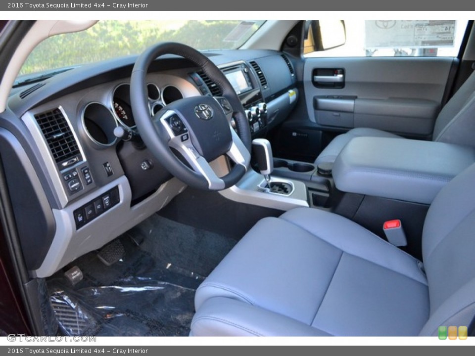 Gray Interior Photo for the 2016 Toyota Sequoia Limited 4x4 #107916321