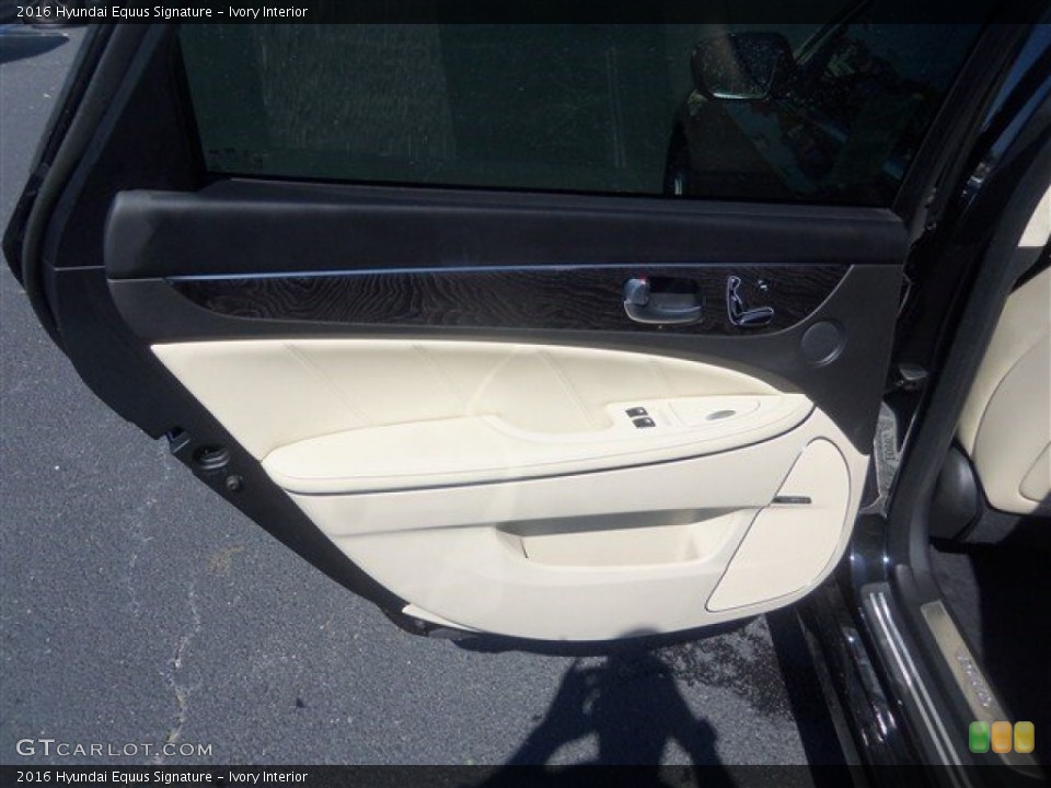 Ivory Interior Door Panel for the 2016 Hyundai Equus Signature #107929162
