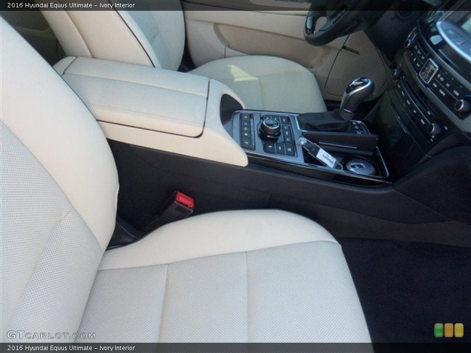 Ivory Interior Photo for the 2016 Hyundai Equus Ultimate #107929652