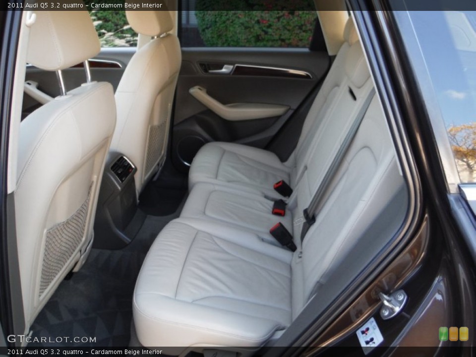 Cardamom Beige Interior Rear Seat for the 2011 Audi Q5 3.2 quattro #107974241