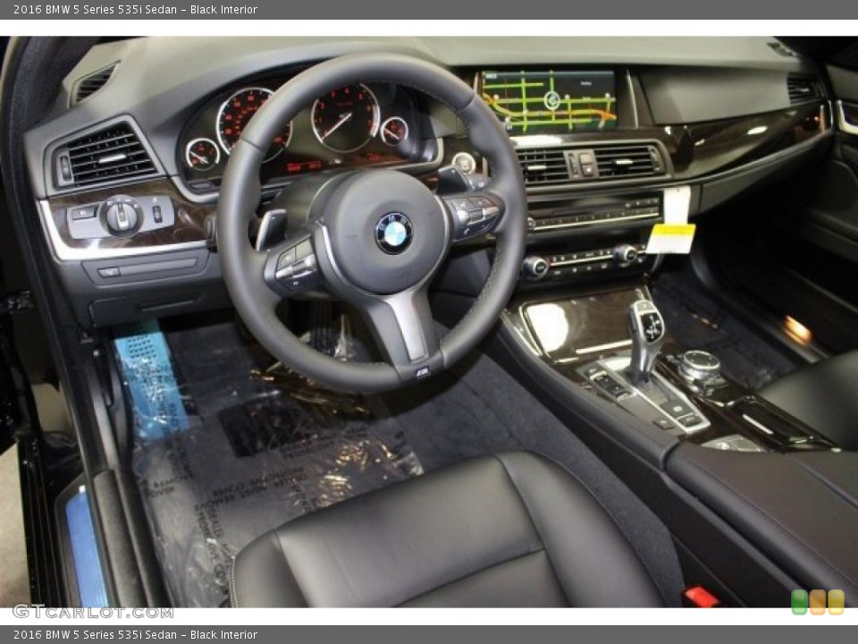 Black 2016 BMW 5 Series Interiors