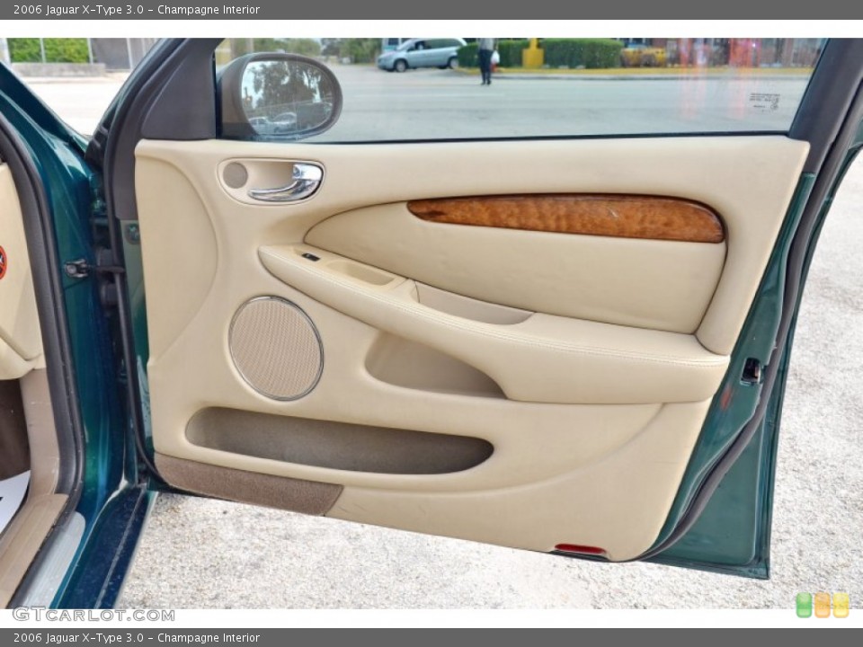 Champagne Interior Door Panel for the 2006 Jaguar X-Type 3.0 #107999084
