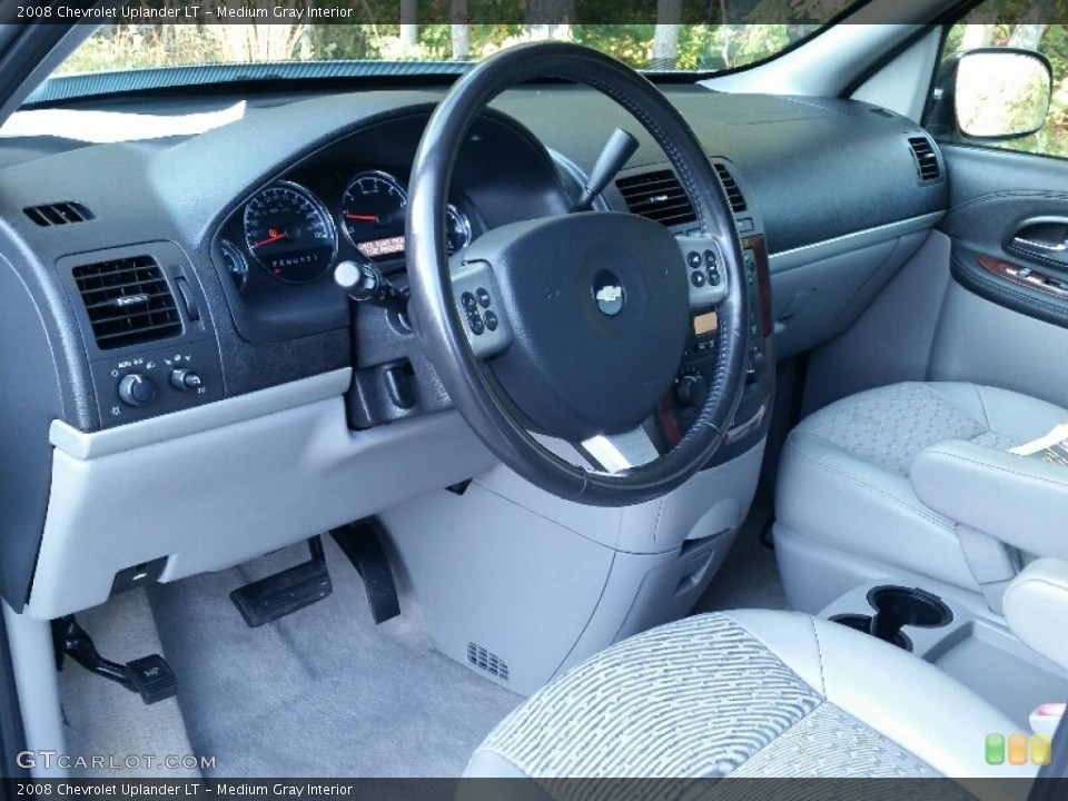 Medium Gray Interior Photo for the 2008 Chevrolet Uplander LT #107999507