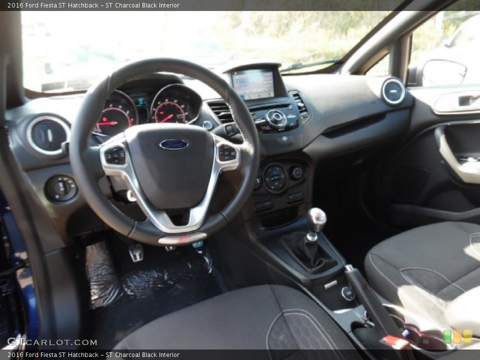 ST Charcoal Black 2016 Ford Fiesta Interiors