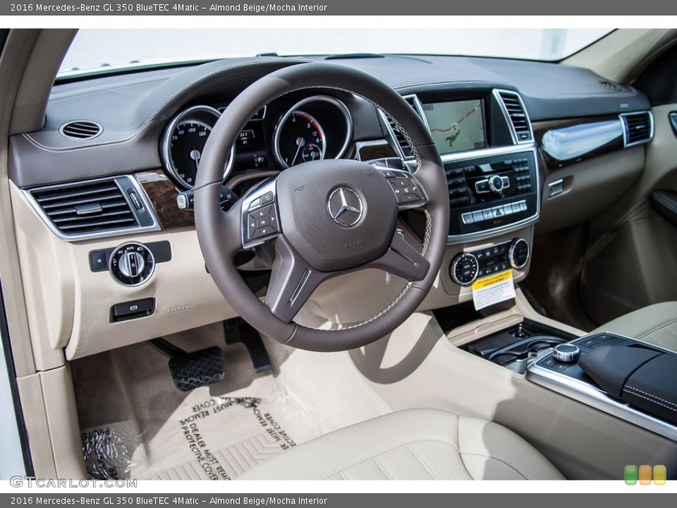 Almond Beige/Mocha 2016 Mercedes-Benz GL Interiors