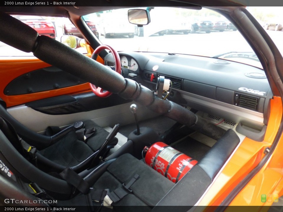 Black Interior Photo for the 2000 Lotus Exige Series 1 #108077161