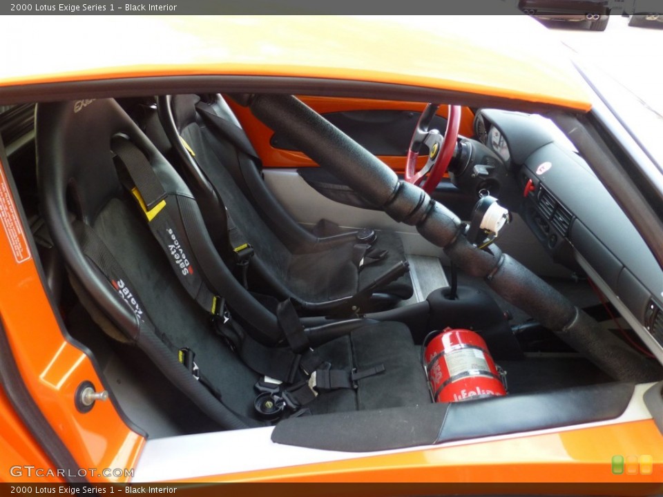 Black Interior Photo for the 2000 Lotus Exige Series 1 #108077197