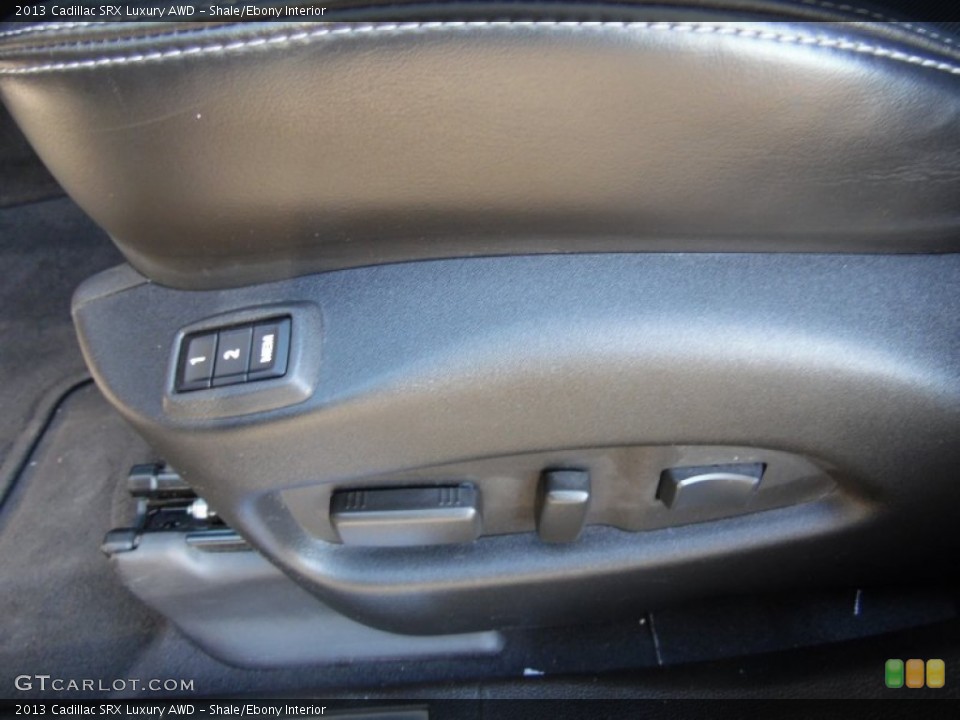 Shale/Ebony Interior Controls for the 2013 Cadillac SRX Luxury AWD #108080822