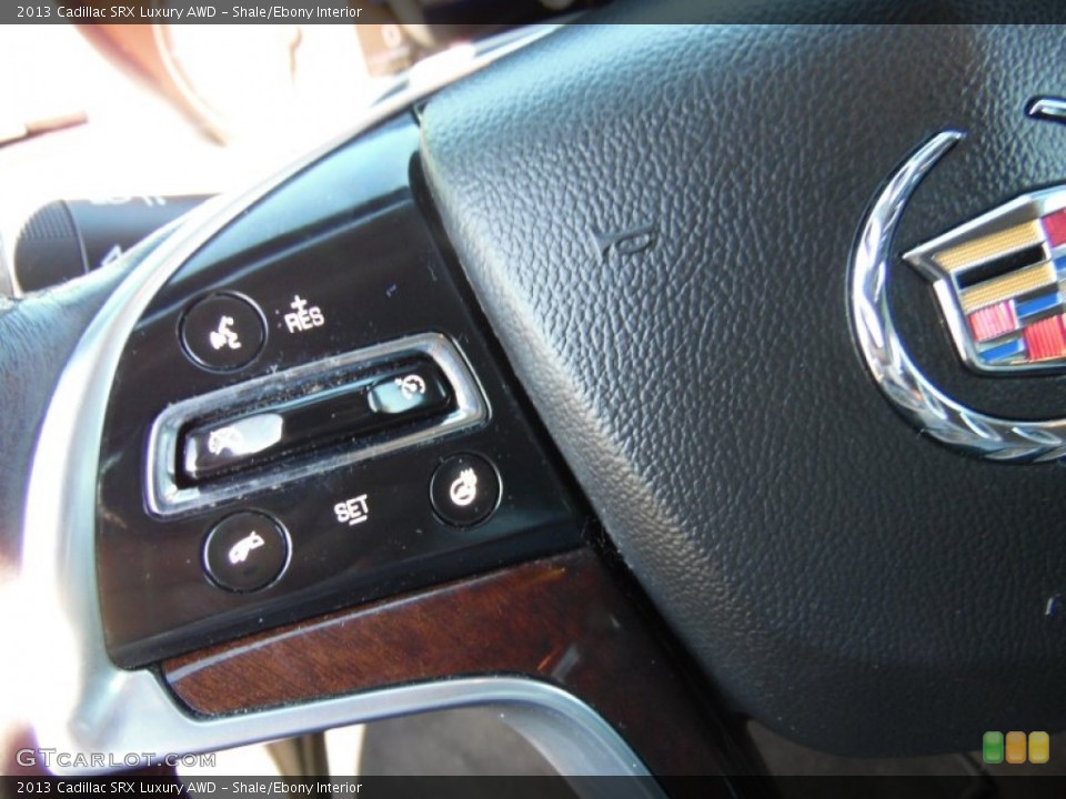 Shale/Ebony Interior Controls for the 2013 Cadillac SRX Luxury AWD #108080840