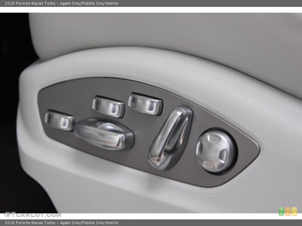 Agate Grey/Pebble Grey Interior Controls for the 2016 Porsche Macan Turbo #108099631