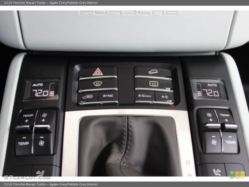Agate Grey/Pebble Grey Interior Controls for the 2016 Porsche Macan Turbo #108099749