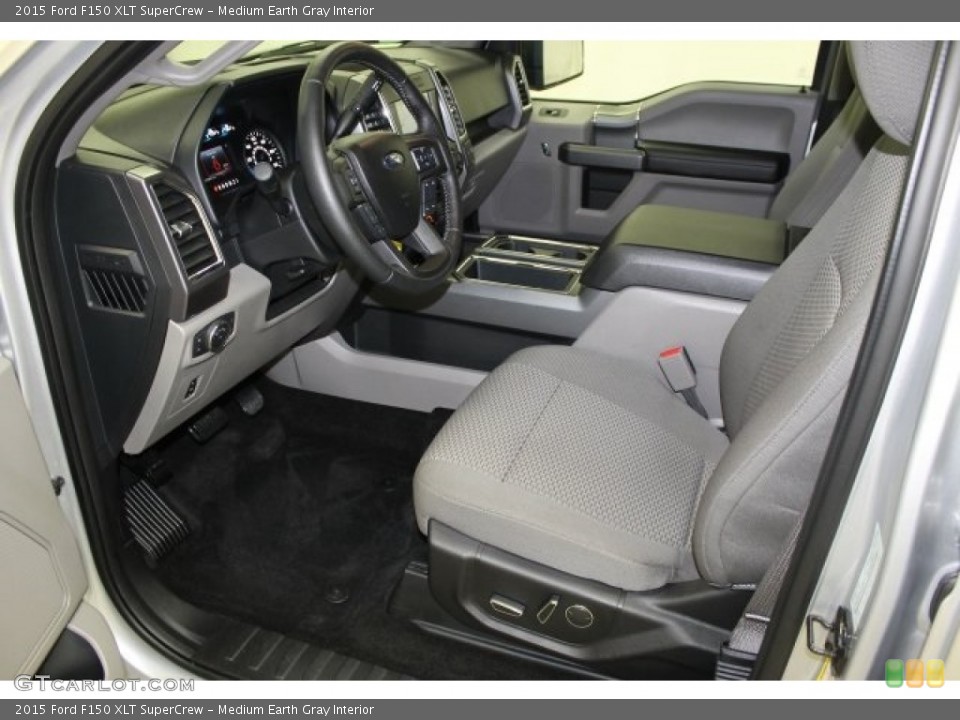 Medium Earth Gray Interior Photo for the 2015 Ford F150 XLT SuperCrew #108132018