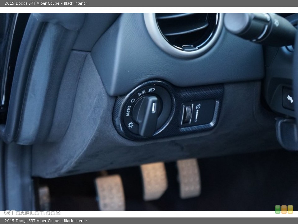 Black Interior Controls for the 2015 Dodge SRT Viper Coupe #108135672