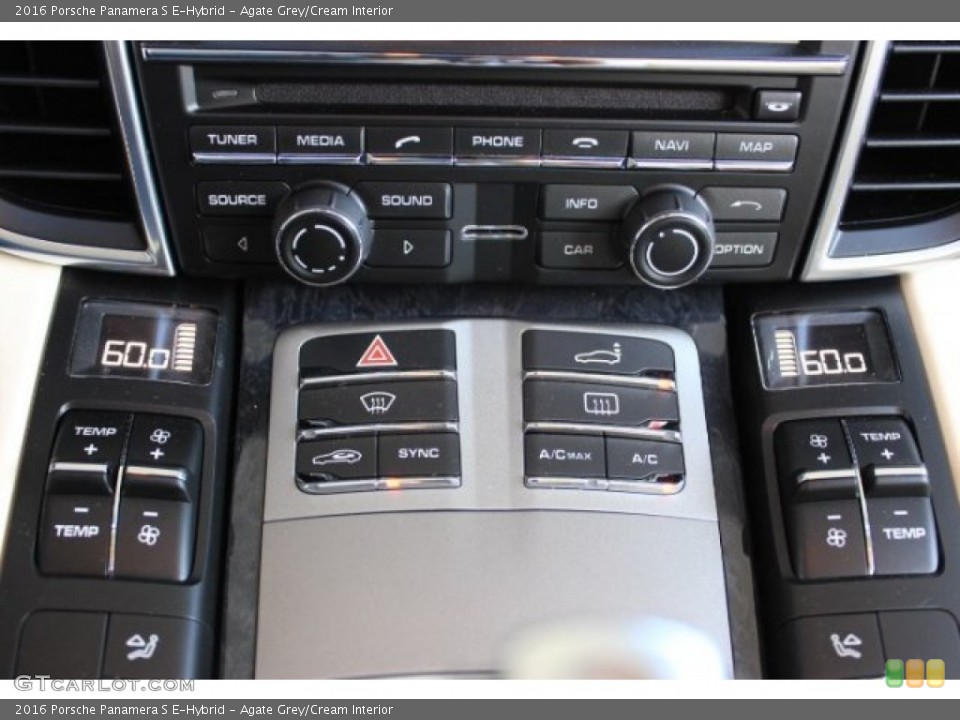 Agate Grey/Cream Interior Controls for the 2016 Porsche Panamera S E-Hybrid #108149887