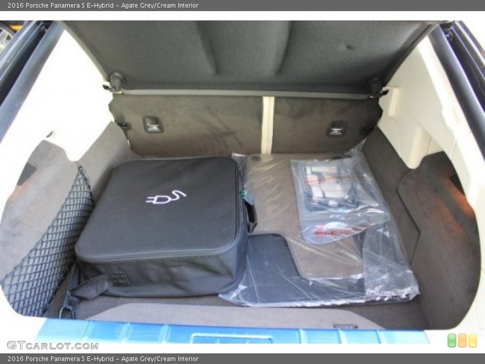Agate Grey/Cream Interior Trunk for the 2016 Porsche Panamera S E-Hybrid #108150280