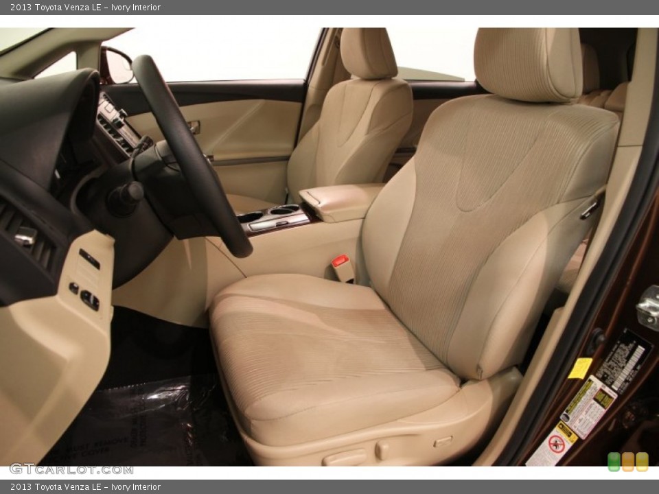 Ivory Interior Photo for the 2013 Toyota Venza LE #108244671