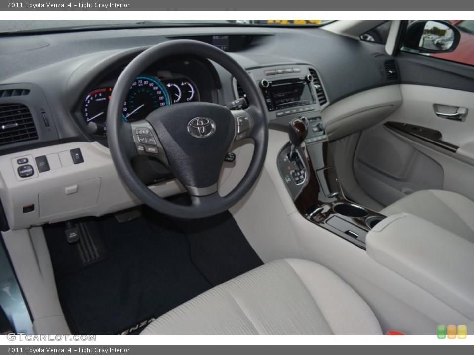 Light Gray Interior Photo for the 2011 Toyota Venza I4 #108265522