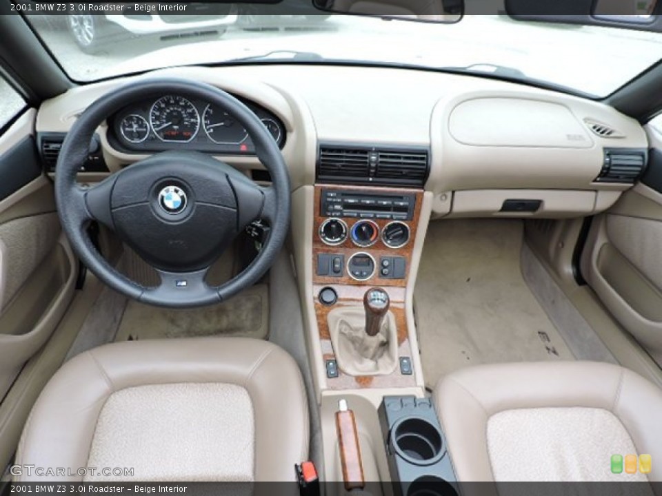 Beige Interior Dashboard for the 2001 BMW Z3 3.0i Roadster #108268253