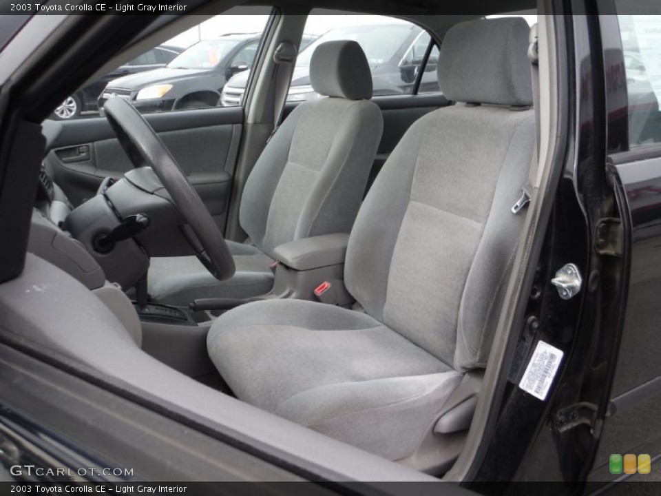 Light Gray Interior Photo for the 2003 Toyota Corolla CE #108276800