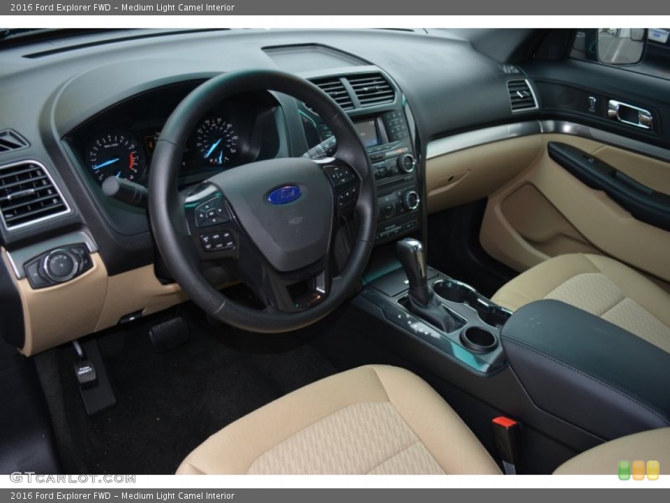 Medium Light Camel Interior Photo for the 2016 Ford Explorer FWD #108313542