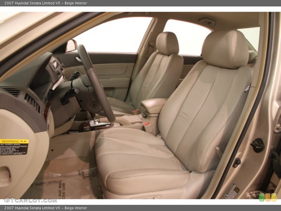 Beige Interior Photo for the 2007 Hyundai Sonata Limited V6 #108323931