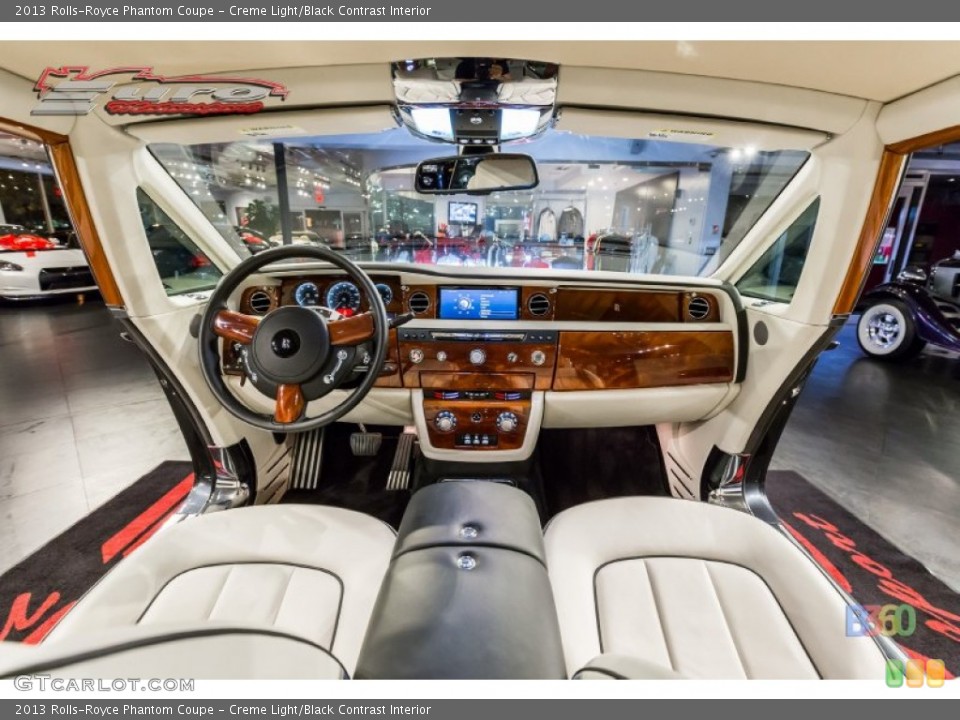 Creme Light/Black Contrast Interior Photo for the 2013 Rolls-Royce Phantom Coupe #108366792