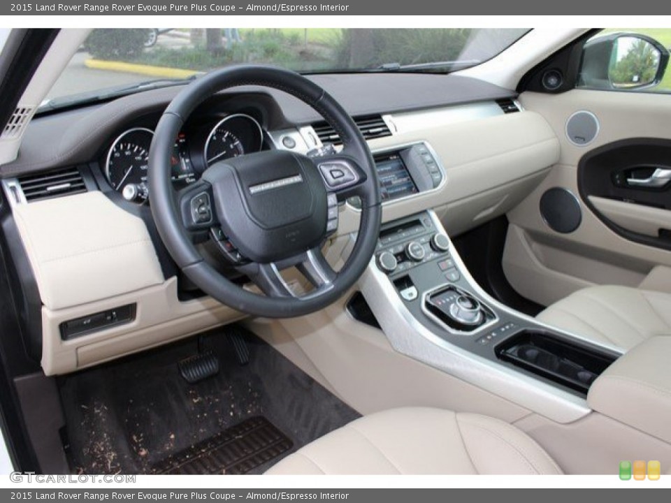 Almond/Espresso 2015 Land Rover Range Rover Evoque Interiors