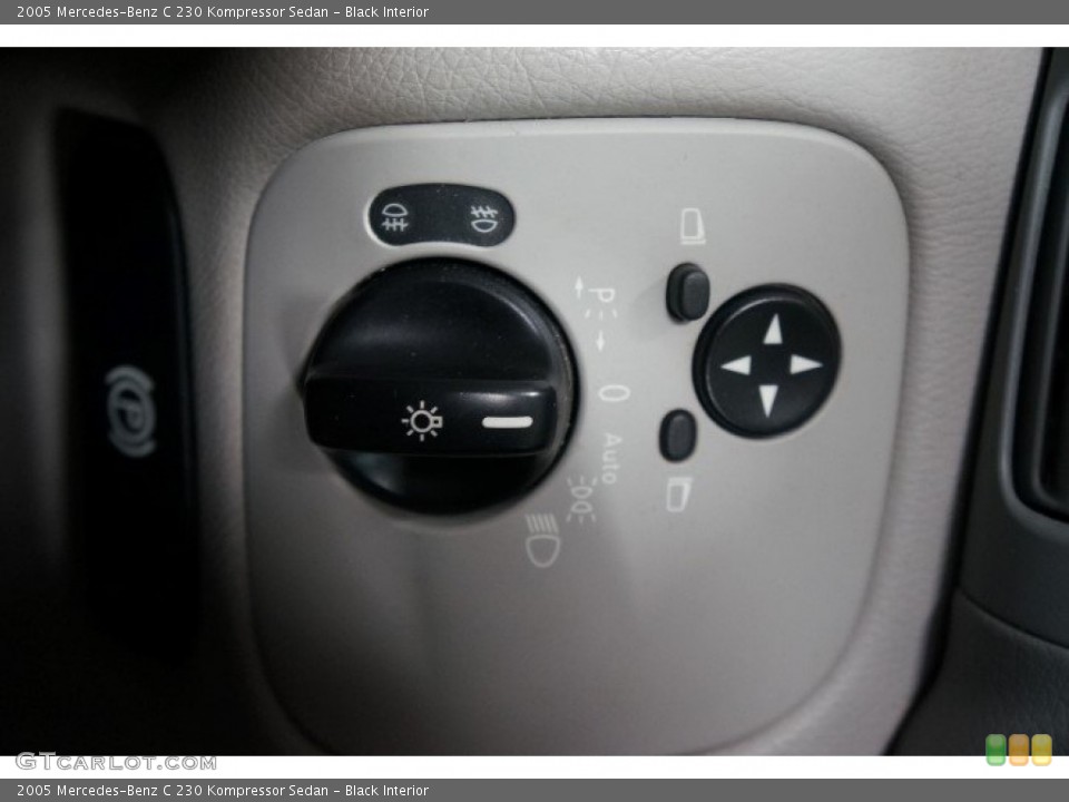Black Interior Controls for the 2005 Mercedes-Benz C 230 Kompressor Sedan #108414564