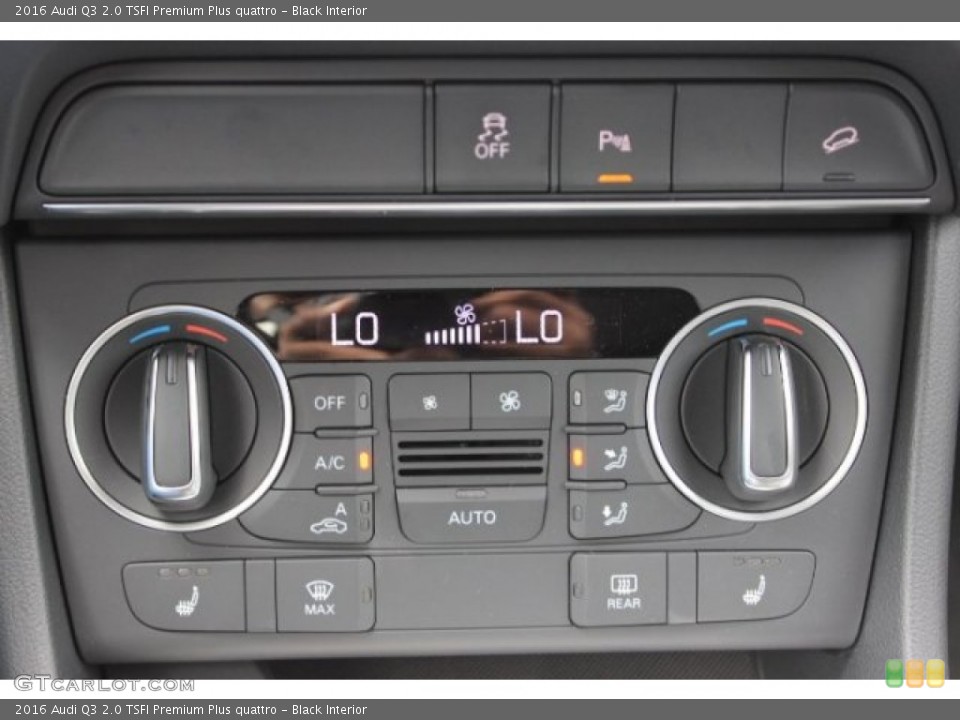 Black Interior Controls for the 2016 Audi Q3 2.0 TSFI Premium Plus quattro #108414798