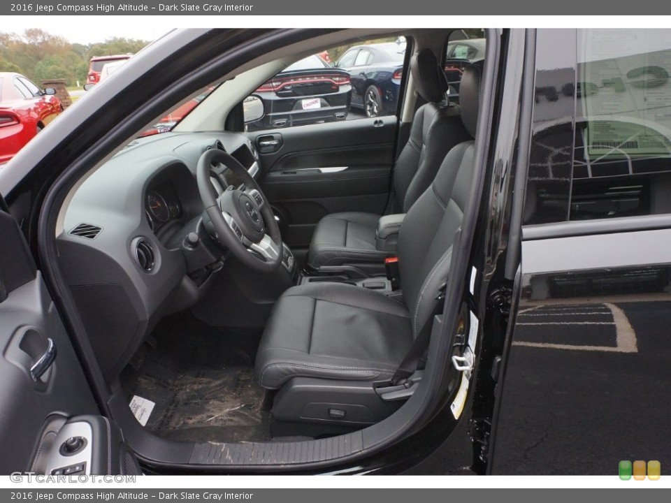 Dark Slate Gray Interior Photo for the 2016 Jeep Compass High Altitude #108459319