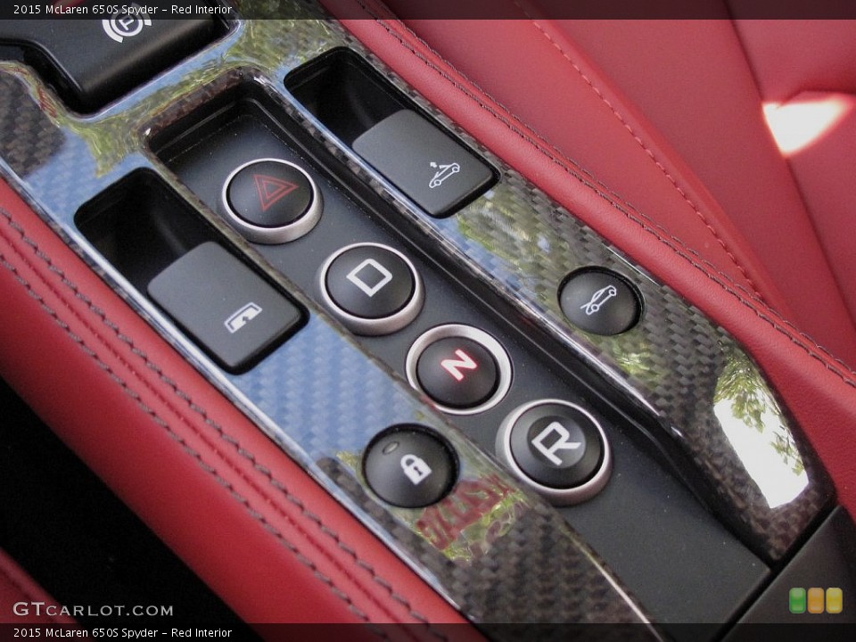 Red Interior Transmission for the 2015 McLaren 650S Spyder #108480992