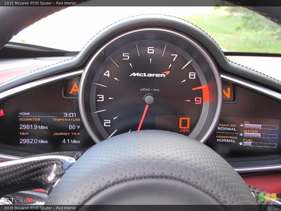 Red Interior Gauges for the 2015 McLaren 650S Spyder #108481754