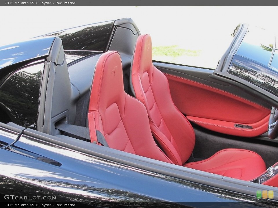 Red Interior Front Seat for the 2015 McLaren 650S Spyder #108481904